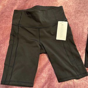 Athleta Ultimate Stash 9" Short- Yoga Workout Biker Shorts